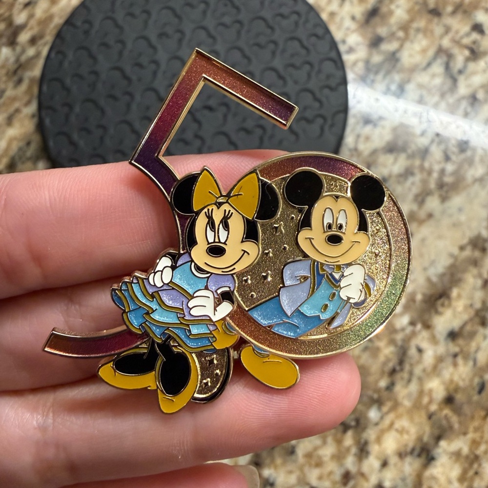 Walt Disney World 50th Anniversary Mickey and Minnie Mouse pin